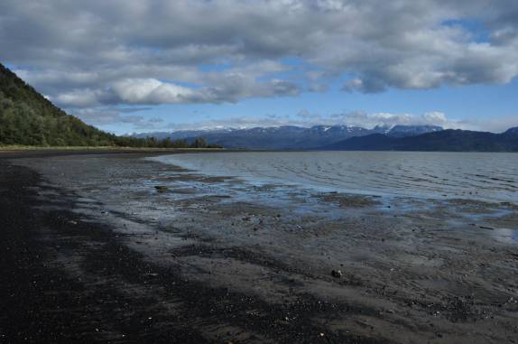 A praia que marca o fim do fim do fim da estrada, em Homer, na Península do Kenai, no sul do Alaska